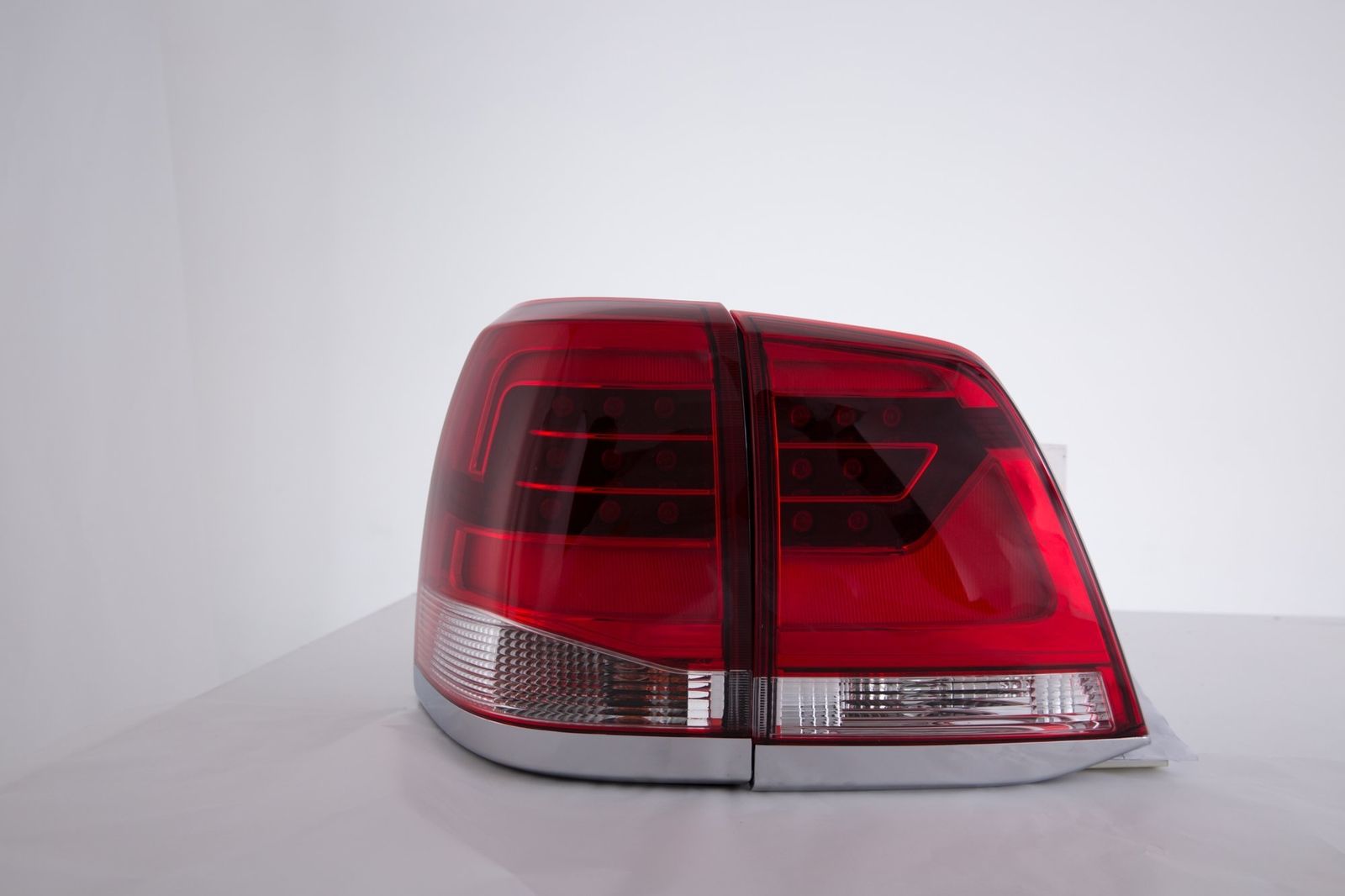 l002 TAIL LAMP